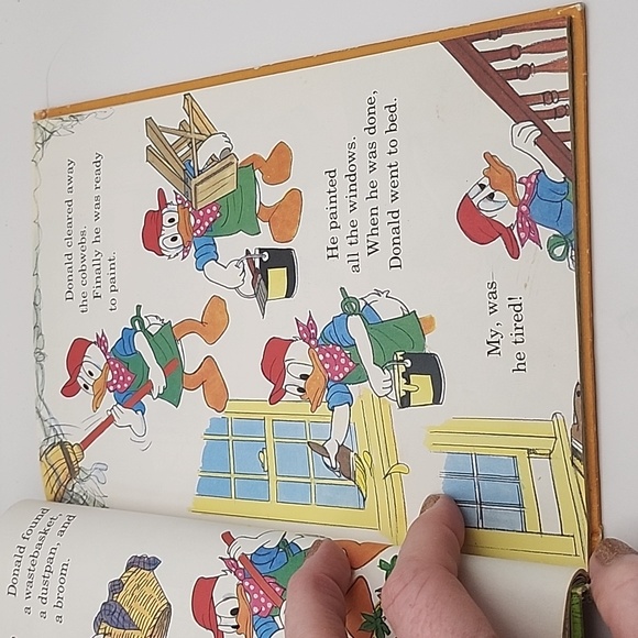 Vintage Disney World of Wonder Donald Duck Buys a House 1986 - Picture 6 of 8